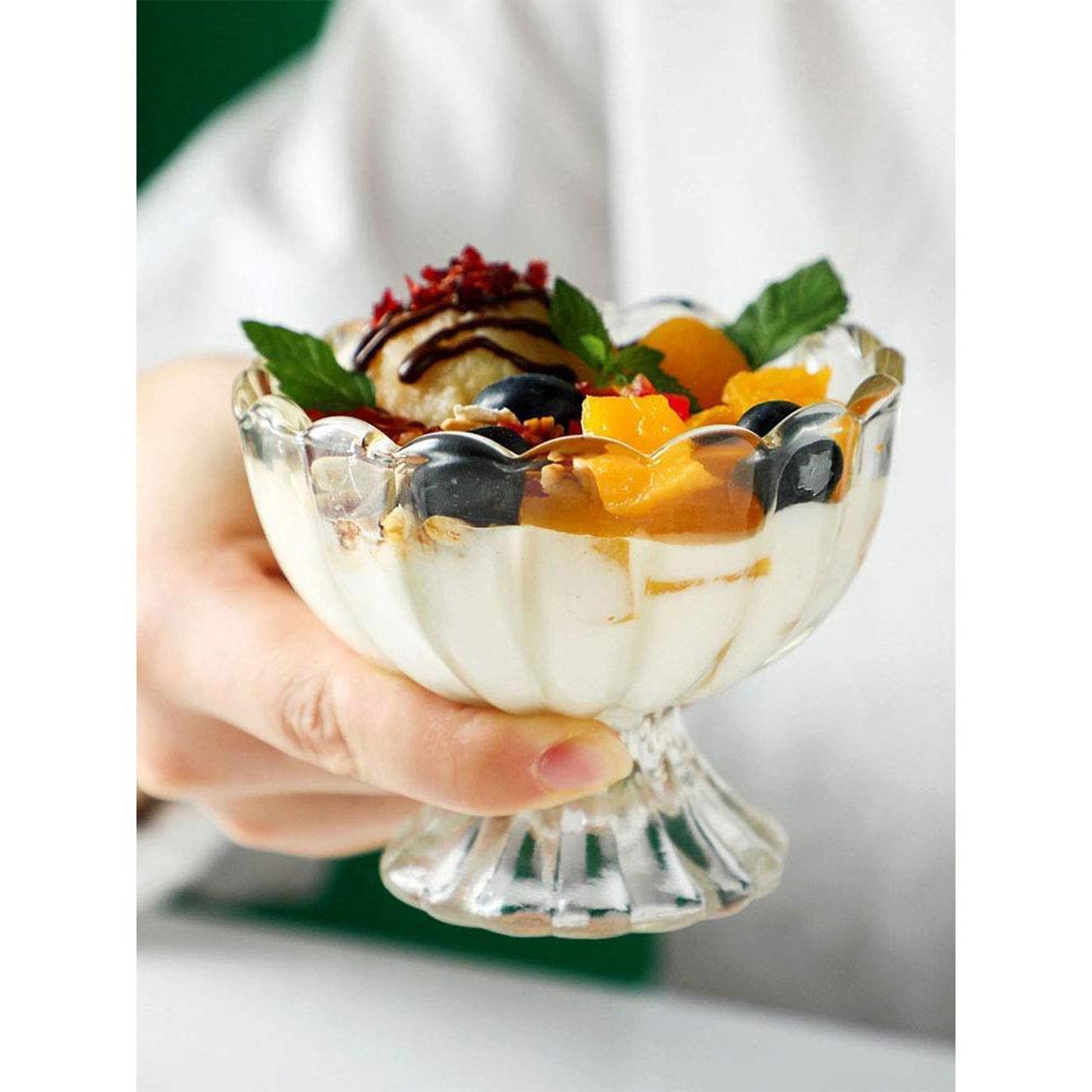 Elegant Glass Dessert Bowls - 6pcs for Ice Cream, Salad, and More